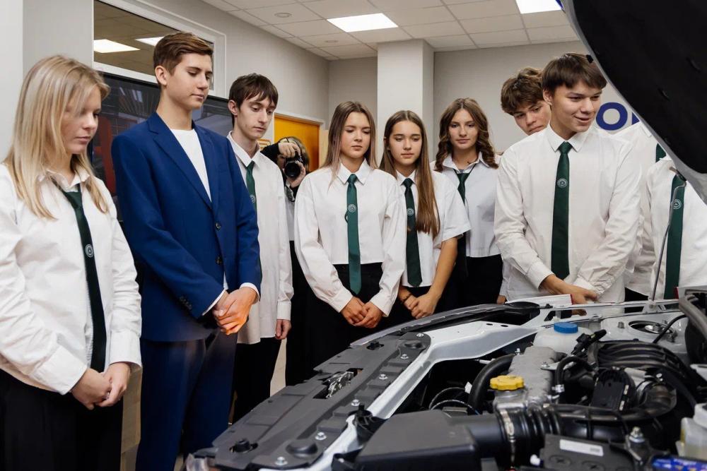 Официальное открытие проекта «Дети ИКС» в «ИТ-лицее Привилегия»